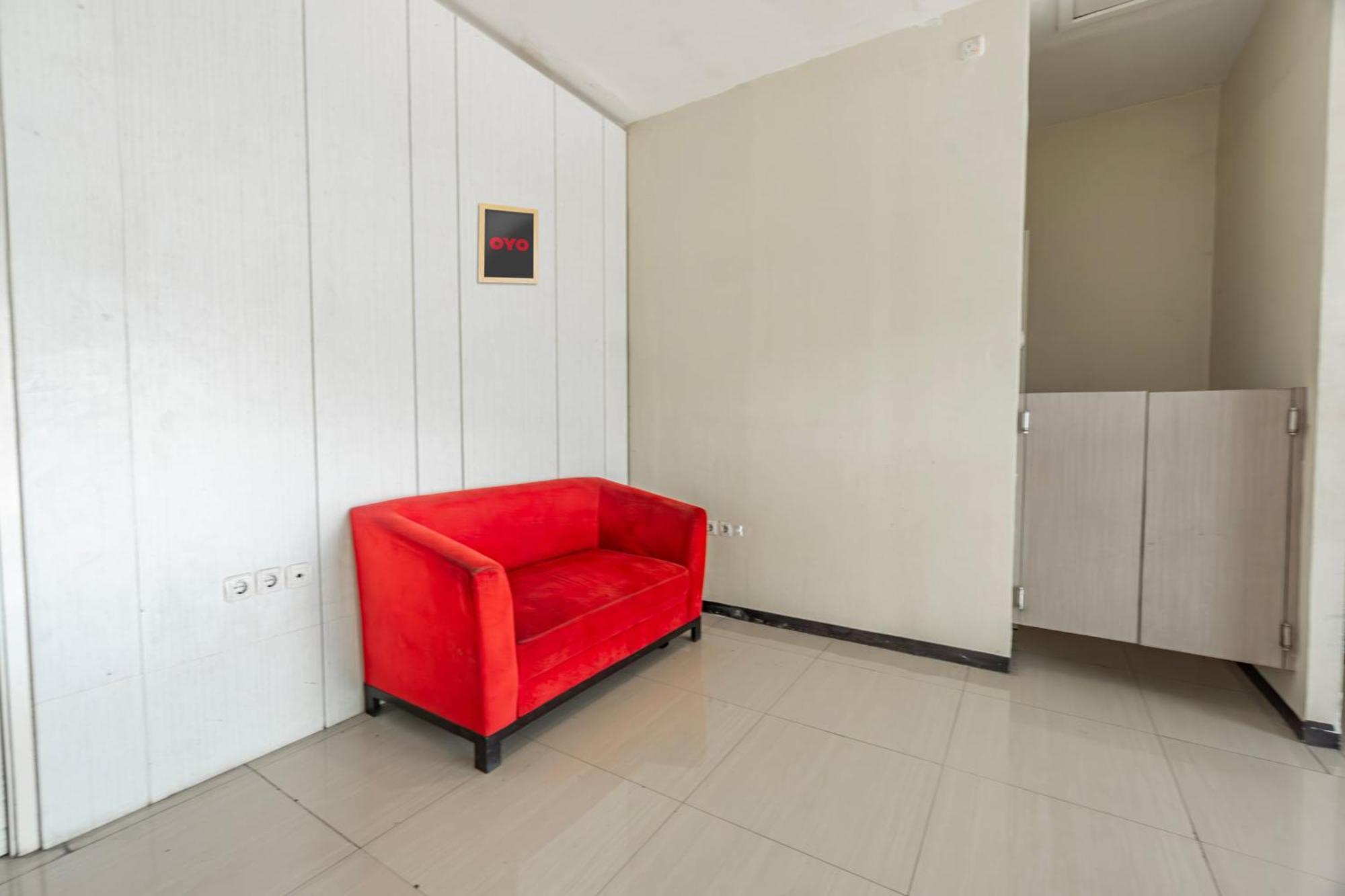 Ace Business Hotel Galaxy Surabaya Esterno foto